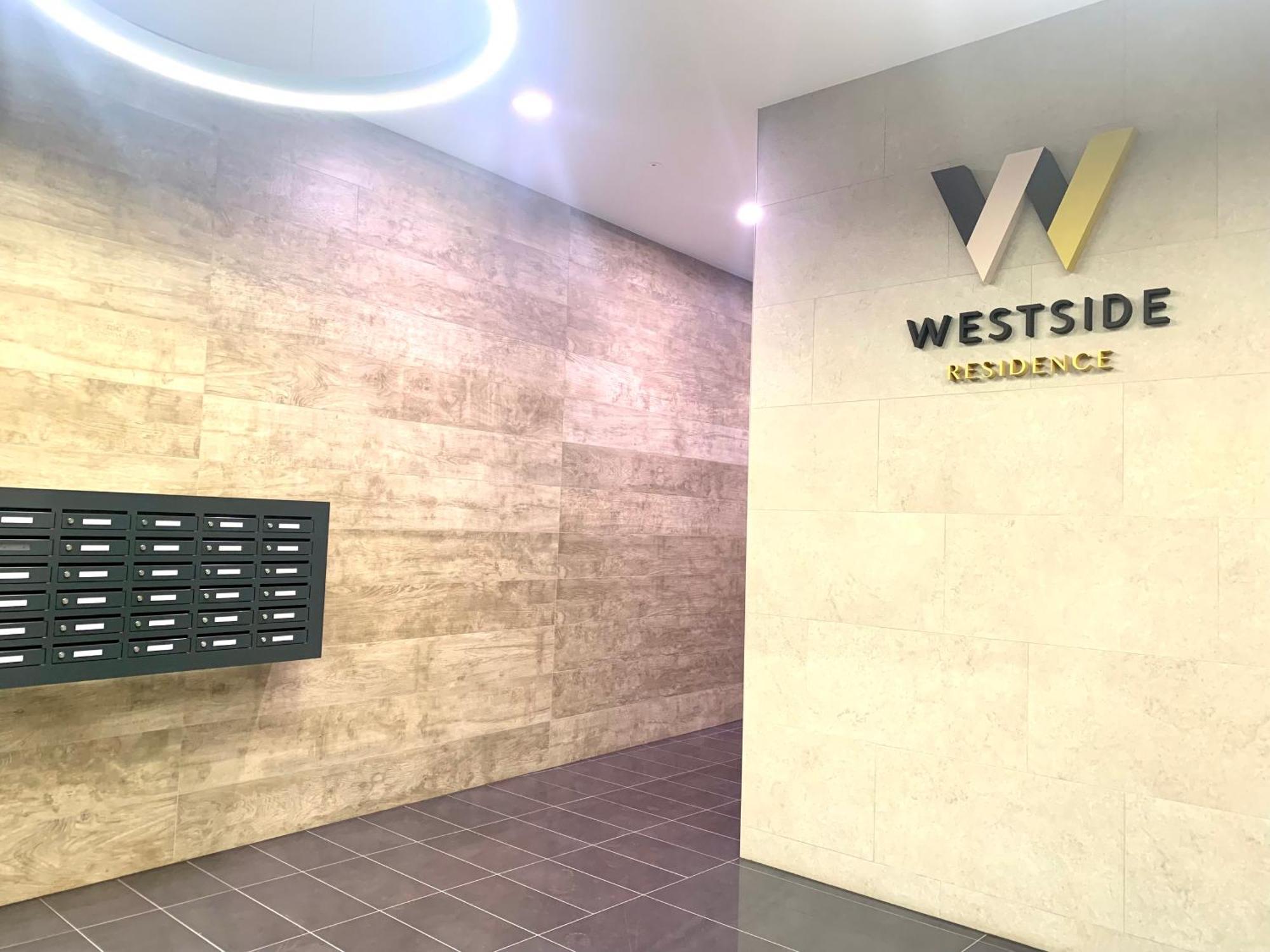Westside Residence Apartment - Modern & Peaceful - Free Garage! Budapest Ngoại thất bức ảnh