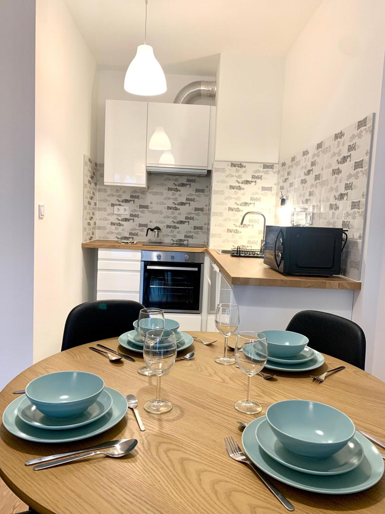 Westside Residence Apartment - Modern & Peaceful - Free Garage! Budapest Ngoại thất bức ảnh